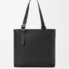 Bolso Loop Zipped Tote en piel de becerro granulada y flexible Bolso Loop Zipped Tote en piel de becerro granulada y flexible