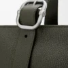 Bolso Loop Zipped Tote en piel de becerro granulada y flexible Bolso Loop Zipped Tote en piel de becerro granulada y flexible