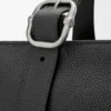 Bolso Loop Zipped Tote en piel de becerro granulada y flexible Bolso Loop Zipped Tote en piel de becerro granulada y flexible
