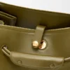 Bolso Madrid grande en piel de becerro flexible Bolso Madrid grande en piel de becerro flexible