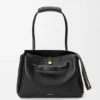 Bolso Madrid grande en piel de becerro flexible Bolso Madrid grande en piel de becerro flexible