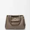 Bolso Madrid grande en piel de becerro granulada y flexible Bolso Madrid grande en piel de becerro granulada y flexible