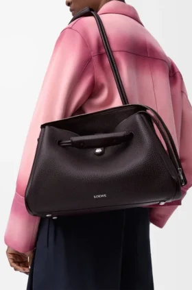 Bolso Madrid grande en piel de becerro granulada y flexible