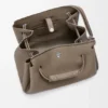 Bolso Madrid grande en piel de becerro granulada y flexible Bolso Madrid grande en piel de becerro granulada y flexible