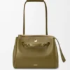 Bolso Madrid mediano en piel de becerro flexible Bolso Madrid mediano en piel de becerro flexible