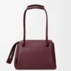 Bolso Madrid mediano en piel de becerro flexible Bolso Madrid mediano en piel de becerro flexible