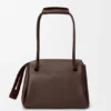 Bolso Madrid mediano en piel de becerro flexible Bolso Madrid mediano en piel de becerro flexible