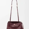 Bolso Madrid mediano en piel de becerro flexible Bolso Madrid mediano en piel de becerro flexible