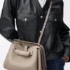 Bolso Madrid mediano en piel de becerro granulada y flexible Bolso Madrid mediano en piel de becerro granulada y flexible