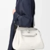 Bolso Madrid mediano en piel de becerro granulada y flexible Bolso Madrid mediano en piel de becerro granulada y flexible