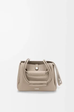 Bolso Madrid pequeño en piel de becerro granulada y flexible