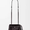Bolso Madrid pequeño en piel de becerro granulada y flexible