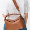 Bolso mediano «Puzzle Edge» en piel de becerro clásica Bolso mediano «Puzzle Edge» en piel de becerro clásica