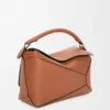 Bolso mediano «Puzzle Edge» en piel de becerro clásica Bolso mediano «Puzzle Edge» en piel de becerro clásica
