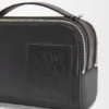 Bolso mini para cámara de uso cruzado en piel de becerro satinada Bolso mini para cámara de uso cruzado en piel de becerro satinada