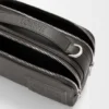 Bolso mini para cámara de uso cruzado en piel de becerro satinada Bolso mini para cámara de uso cruzado en piel de becerro satinada