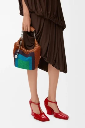 Bolso mini «Squeeze» de cuero con cuentas