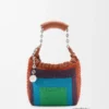 Bolso mini «Squeeze» de cuero con cuentas Bolso mini «Squeeze» de cuero con cuentas