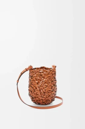 Bolso Nest Basket pequeño en piel de becerro