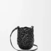 Bolso Nest Basket pequeño en piel de becerro Bolso Nest Basket pequeño en piel de becerro