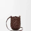 Bolso Nest Basket pequeño en piel de becerro Bolso Nest Basket pequeño en piel de becerro