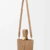 Bolso Pebble Bucket Mini en piel de becerro de grano suave Bolso Pebble Bucket Mini en piel de becerro de grano suave