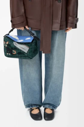 Bolso pequeño «Futurist Cat» Puzzle en tejido de punto bordado y piel de becerro clásica