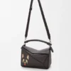 Bolso pequeño «Futurist Cat» tipo Puzzle en piel de becerro clásica Bolso pequeño «Futurist Cat» tipo Puzzle en piel de becerro clásica