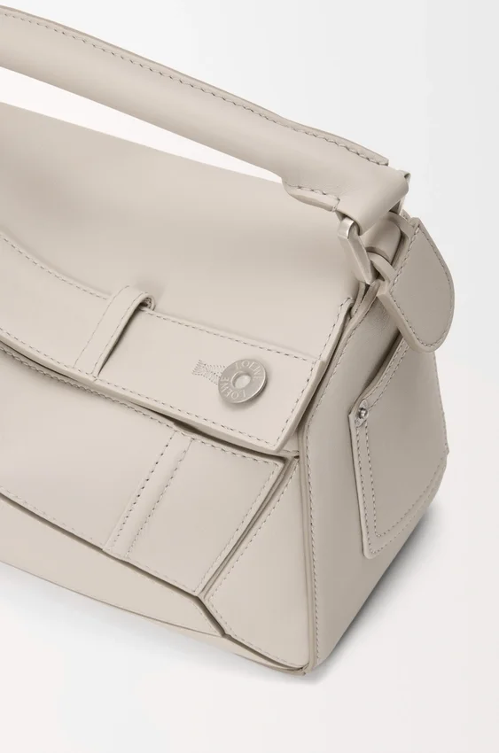 Bolso pequeño Panta Puzzle en piel de becerro brillante Bolso pequeño Panta Puzzle en piel de becerro brillante