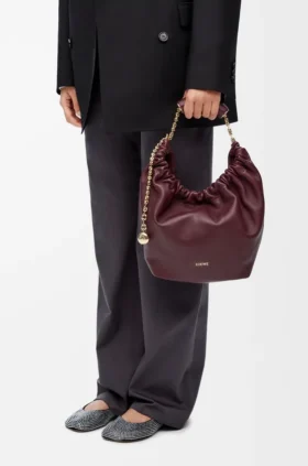 Bolso pequeño «Squeeze» en piel de cordero napa suave