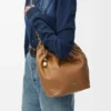 Bolso pequeño «Squeeze» en piel de cordero napa suave