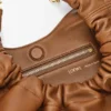 Bolso pequeño «Squeeze» en piel de cordero napa suave