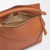 Bolso Puzzle Edge grande en piel de becerro clásica Bolso Puzzle Edge grande en piel de becerro clásica