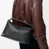 Bolso Puzzle Edge grande en piel de becerro granulada Bolso Puzzle Edge grande en piel de becerro granulada