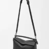 Bolso Puzzle Edge grande en piel de becerro granulada Bolso Puzzle Edge grande en piel de becerro granulada