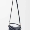 Bolso Puzzle Edge pequeño en piel de becerro de grano suave Bolso Puzzle Edge pequeño en piel de becerro de grano suave