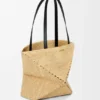 Bolso Puzzle Fold mediano de rafia Bolso Puzzle Fold mediano de rafia