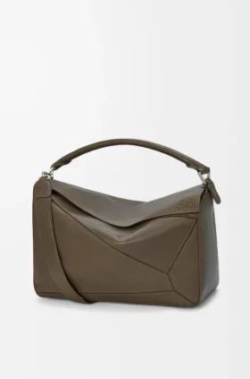 Bolso Puzzle grande en piel de becerro granulada y flexible