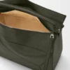 Bolso Puzzle grande en piel de becerro granulada y flexible Bolso Puzzle grande en piel de becerro granulada y flexible