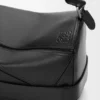 Bolso Puzzle grande estilo motero en piel de becerro brillante Bolso Puzzle grande estilo motero en piel de becerro brillante