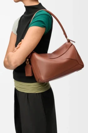 Bolso Puzzle mediano Featherlight en piel de cordero napa