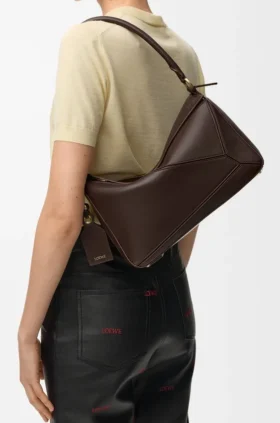 Bolso Puzzle mediano Featherlight en piel de cordero napa
