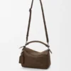 Bolso Puzzle pequeño Featherlight en nubuck granulado Bolso Puzzle pequeño Featherlight en nubuck granulado