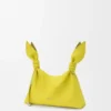 Bolso «Scarf» mini en piel de becerro lisa Bolso «Scarf» mini en piel de becerro lisa