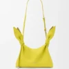Bolso «Scarf» mini en piel de becerro lisa Bolso «Scarf» mini en piel de becerro lisa