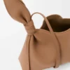 Bolso «Scarf» mini en piel de becerro lisa Bolso «Scarf» mini en piel de becerro lisa