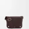 Bolso tipo bandolera Pebble mediano en piel de becerro granulada y flexible Bolso tipo bandolera Pebble mediano en piel de becerro granulada y flexible