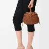 Bolso tipo cesta redondo «Mini Diamond» en piel de becerro Bolso tipo cesta redondo «Mini Diamond» en piel de becerro