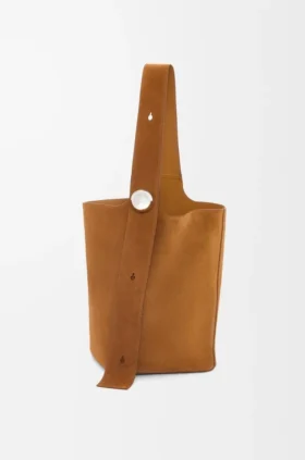 Bolso tipo Pebble Bucket grande «Pebble» en piel de becerro de gamuza