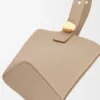 Bolso tipo Pebble Bucket mini en piel de becerro suave granulada